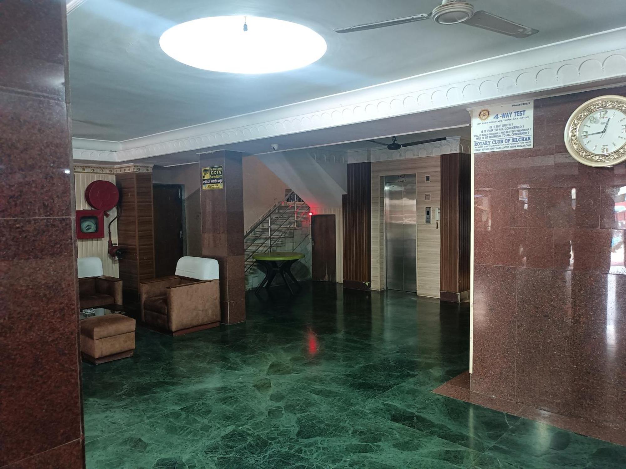 Hotel Sudakshina By Roh Silchar Extérieur photo