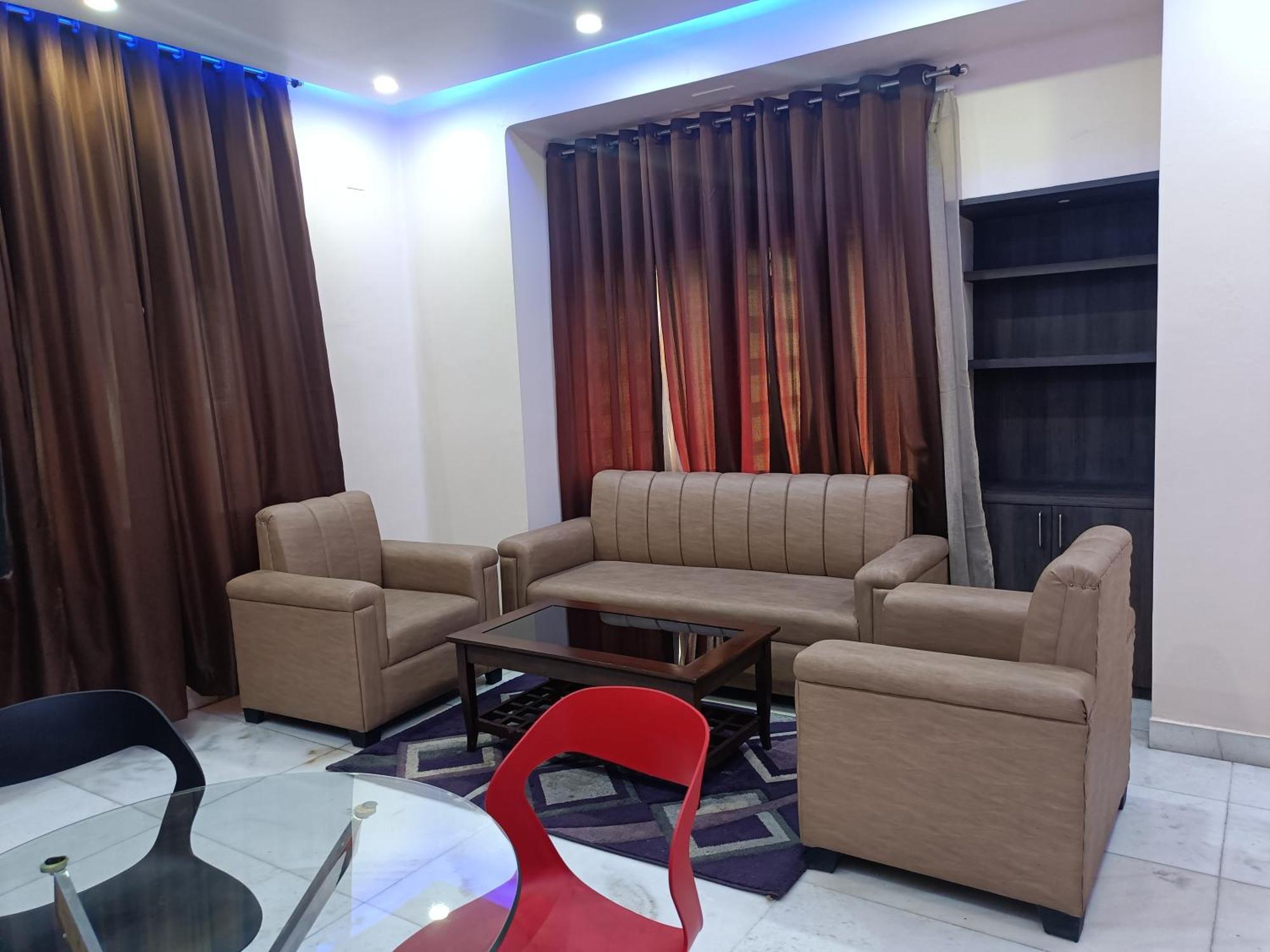 Hotel Sudakshina By Roh Silchar Extérieur photo