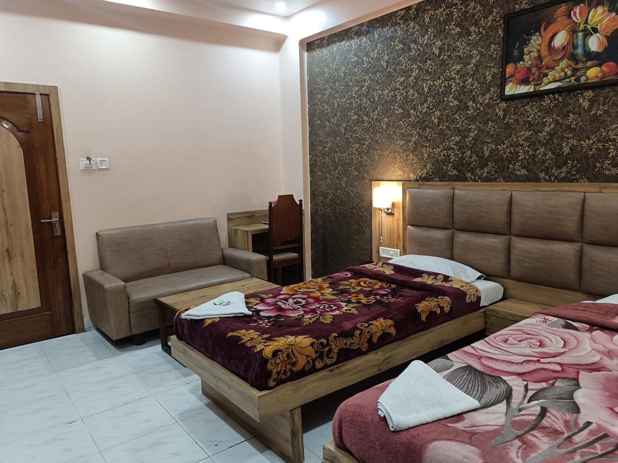 Hotel Sudakshina By Roh Silchar Extérieur photo